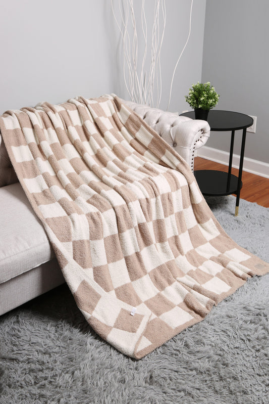 ComfyLuxe Checkered Blanket