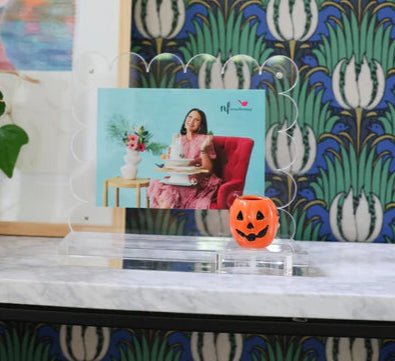 Scalloped Acrylic Frame - Nora Fleming