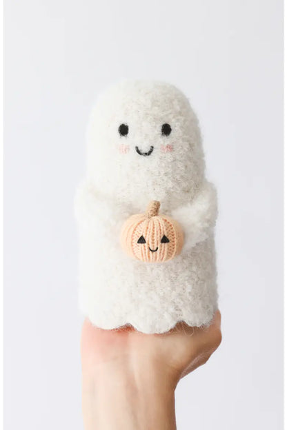 Baby Ghost - Cuddle + Kind