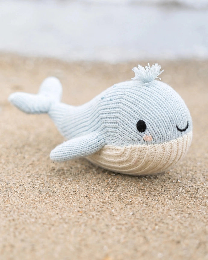 Baby Whale - Cuddle + Kind