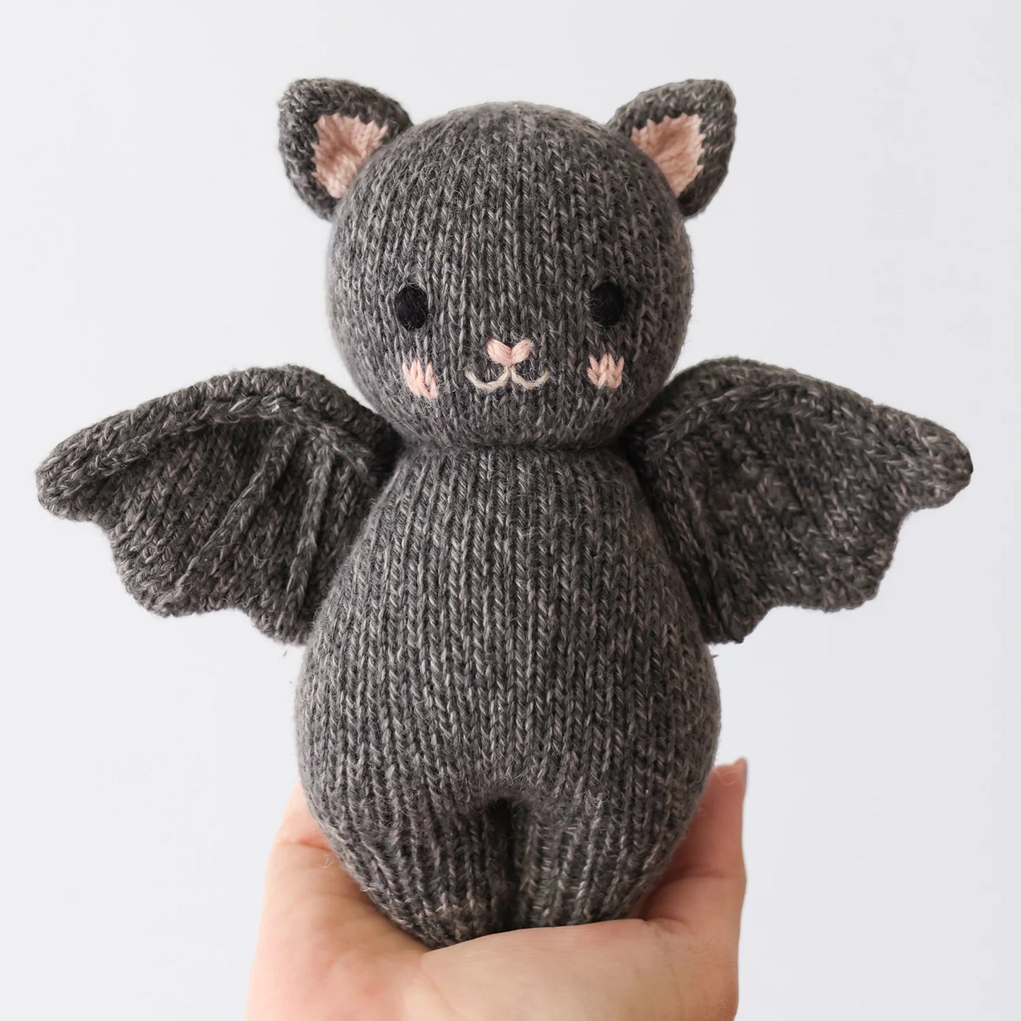 Baby Bat - Cuddle + Kind