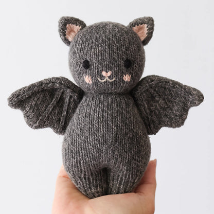 Baby Bat - Cuddle + Kind