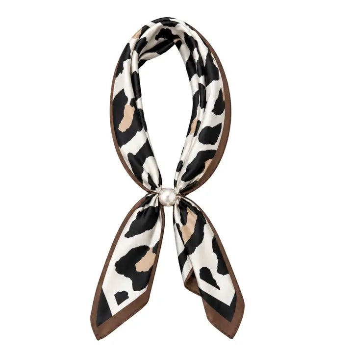 Pearl Magnetic Scarf